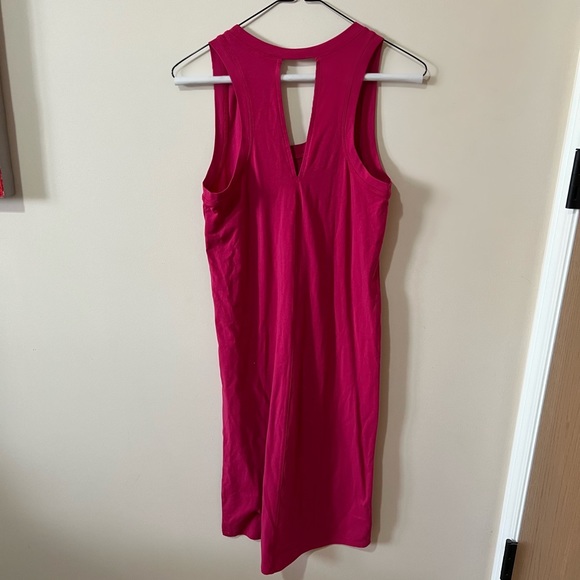 Lolë Dress - Picture 2 of 4